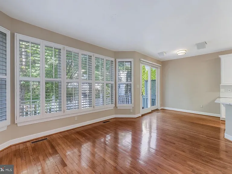 11485 Waterhaven Ct — Photo 23