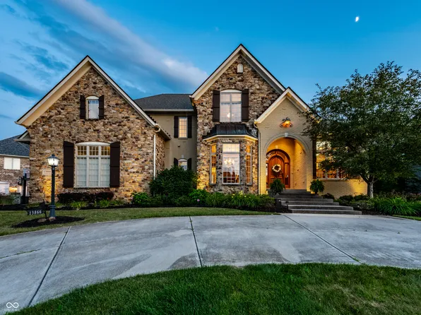13866 Coldwater Dr, Carmel, IN 46032