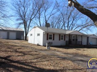 623 W Main St, Carbondale, KS 66414