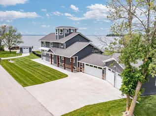 3579 Van Laanen Rd, Green Bay, WI 54311