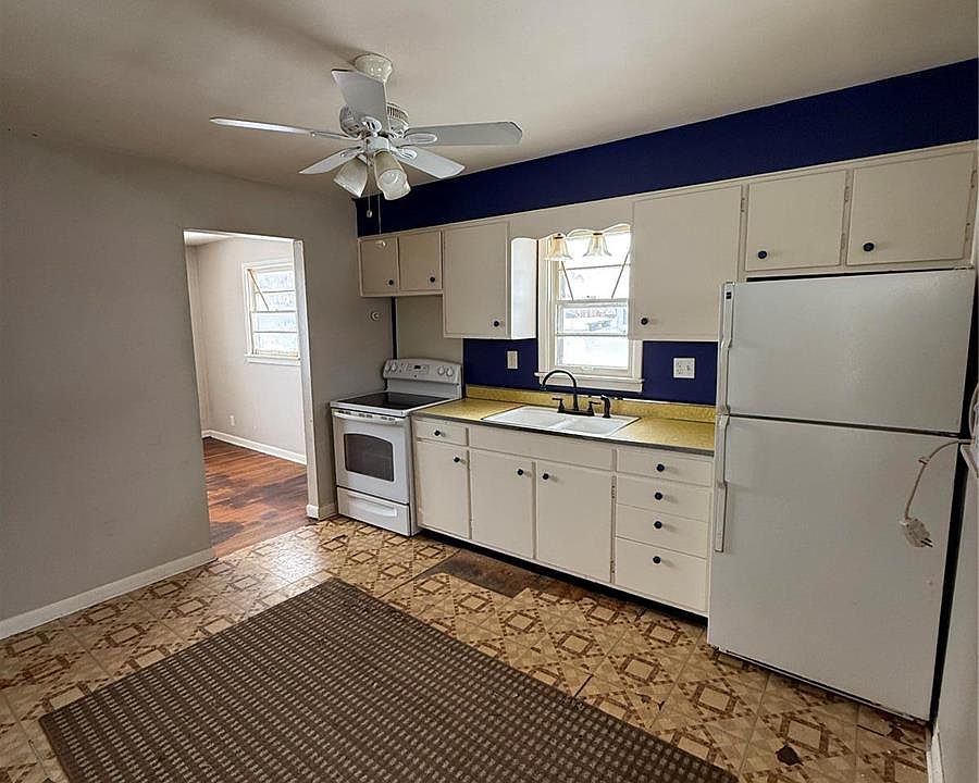 2nd image of 104 Saint Michele St