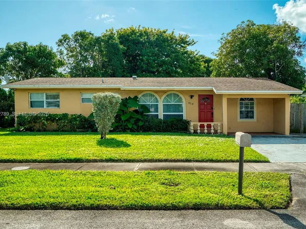 910 NE 49th St, Pompano Beach, FL 33064