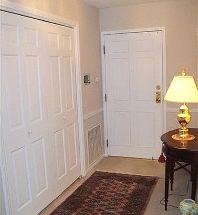 4th image of 140 Franklin Pl E APT 310