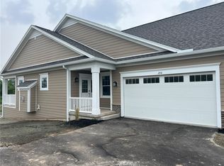 206 Cos Grande Hts, Rochester, NY 14618