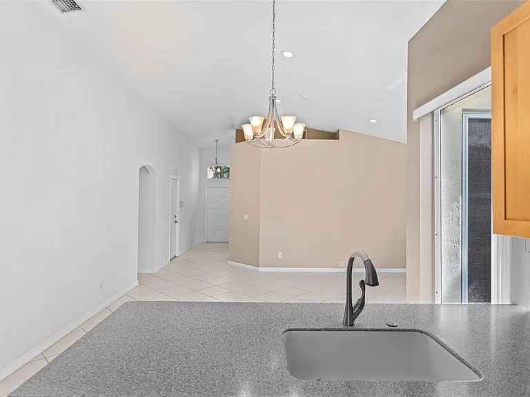 15250 SW 49th Ct — Photo 9