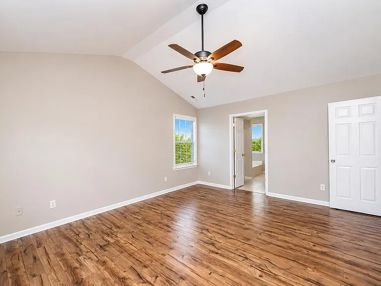 5803 Whisperwood Dr — Photo 26