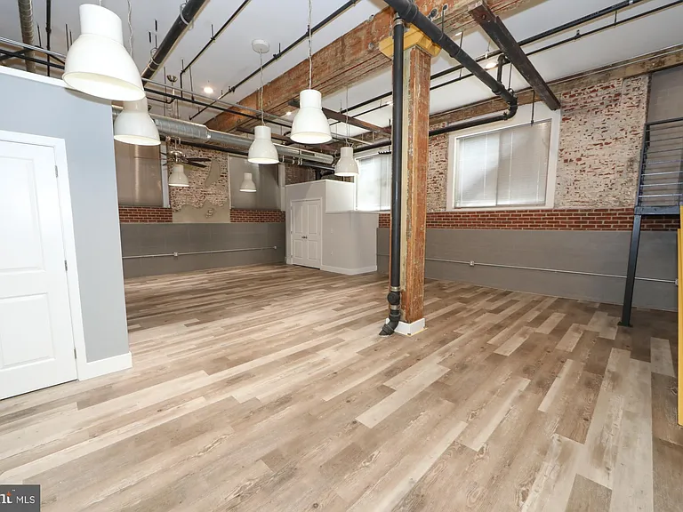 1822 E Glenwood Ave #101 — Photo 15