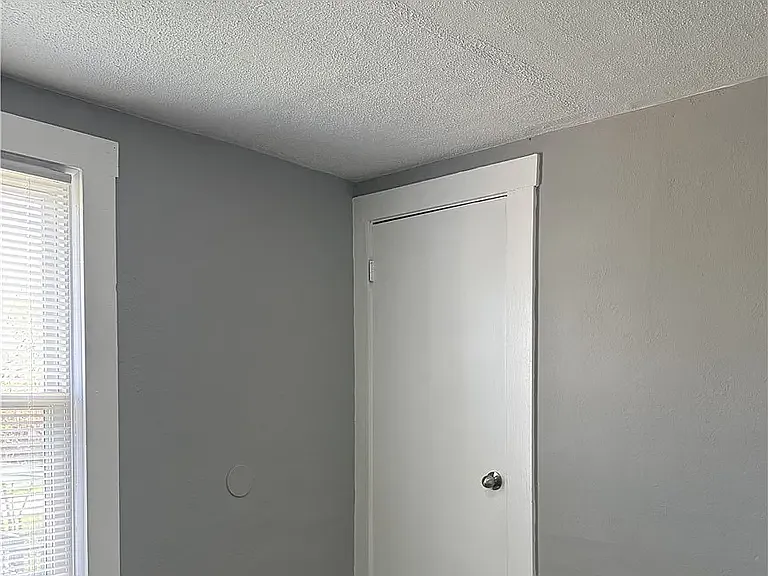 390 Cole Ave — Photo 12