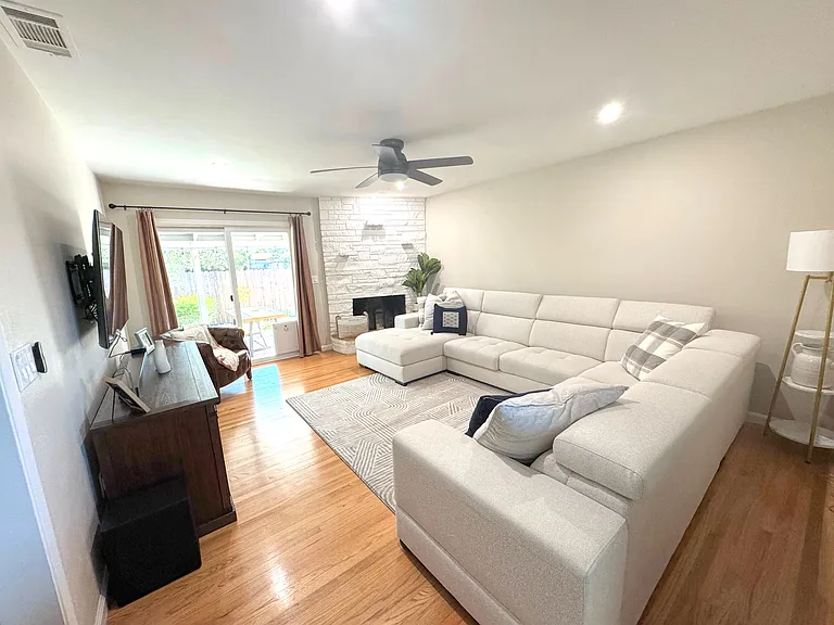 4095 Fotos Ct — Photo 7