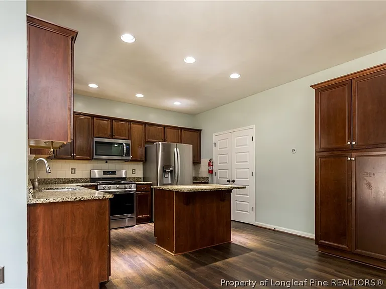 3705 Badin Lake Ln — Photo 11