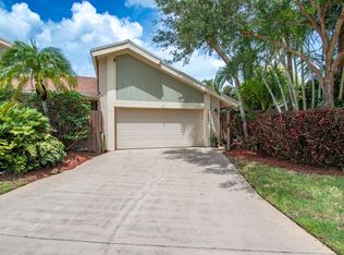 7837 Kenway Pl W, Boca Raton, FL 33433