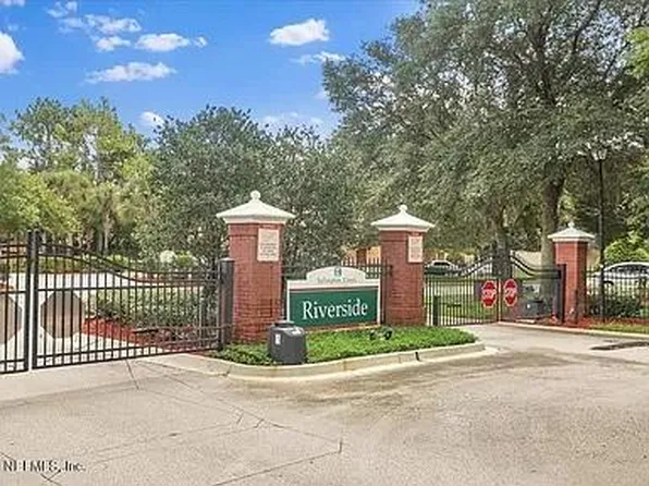 737 Ginger Mill Dr, Saint Johns, FL 32259