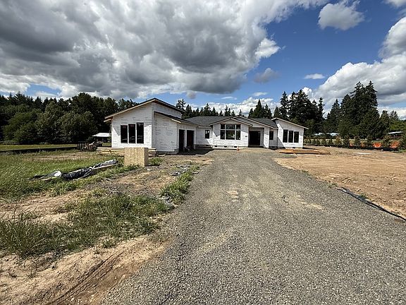 4th image of 4577 SW Monarch Ln