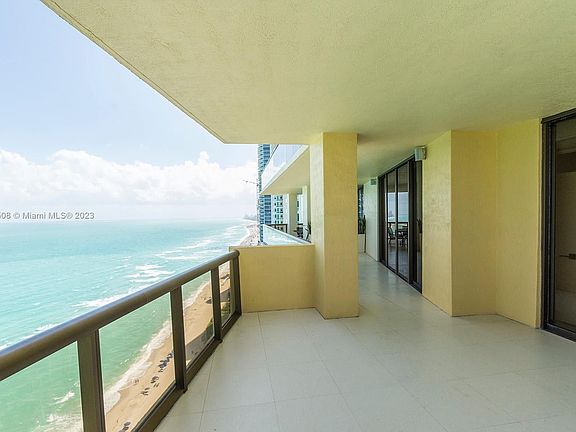 3rd image of 16275 Collins Ave APT 2401