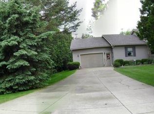 189 N East Ct, Ovid, MI 48866