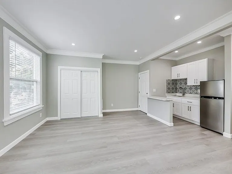666 17th St #3-A — Photo 2