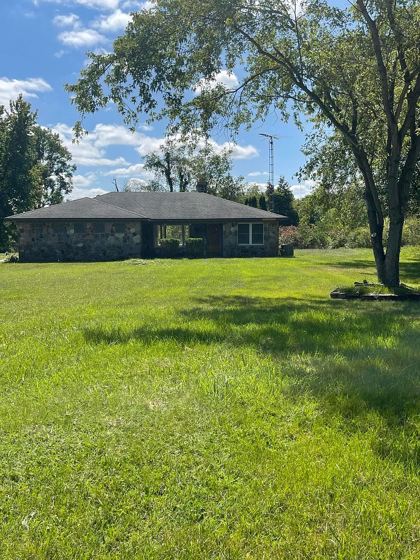 9375 N North Territorial Rd photo 1