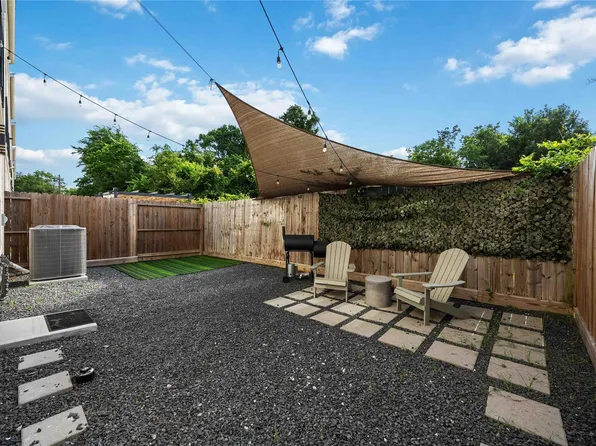 2337 Paul Quinn St, Houston, TX 77091