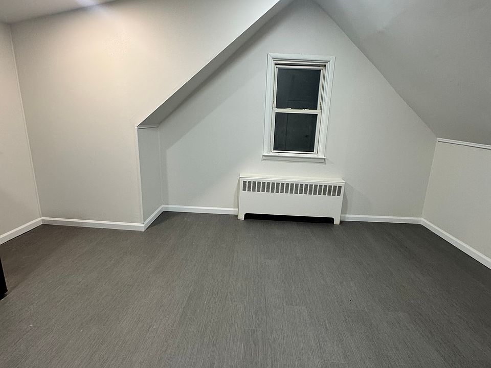 1st image of 23 Robbins Ave #2