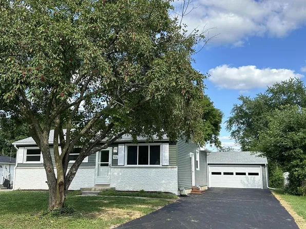 916 Moore St, Davison, MI 48423