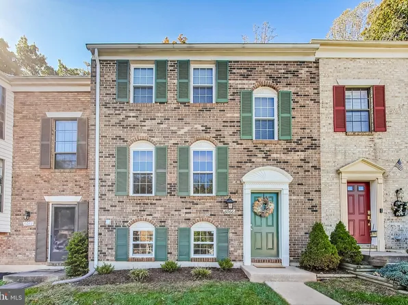 6066 Guildhall Ct, Burke, VA 22015