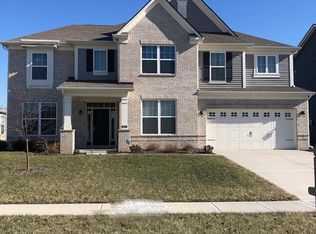 2643 Cormorant Dr, Greenwood, IN 46143