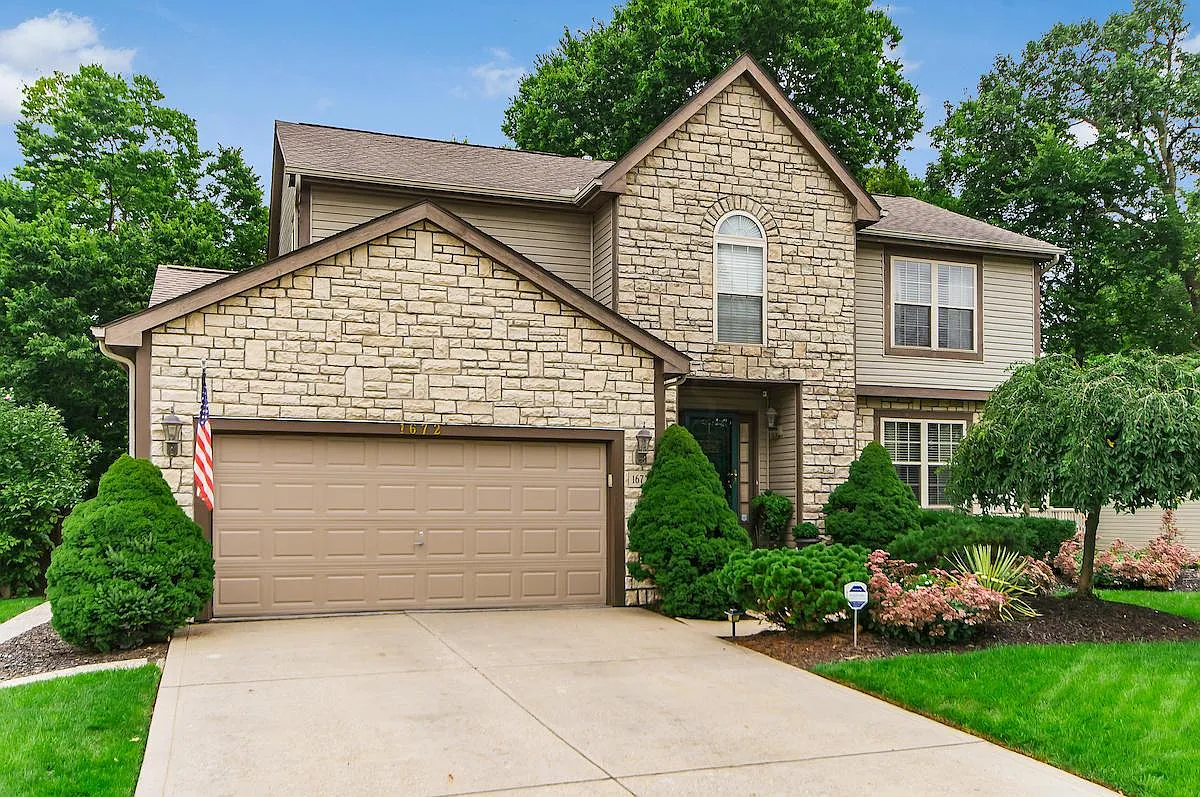 1672 Clayton Ct photo 1