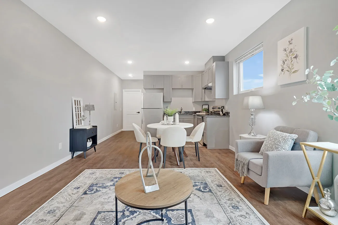 1 bed, 700 sqft, $2,200 — Photo 4