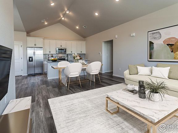 2nd image of 2116 Falling Leaf Dr #6