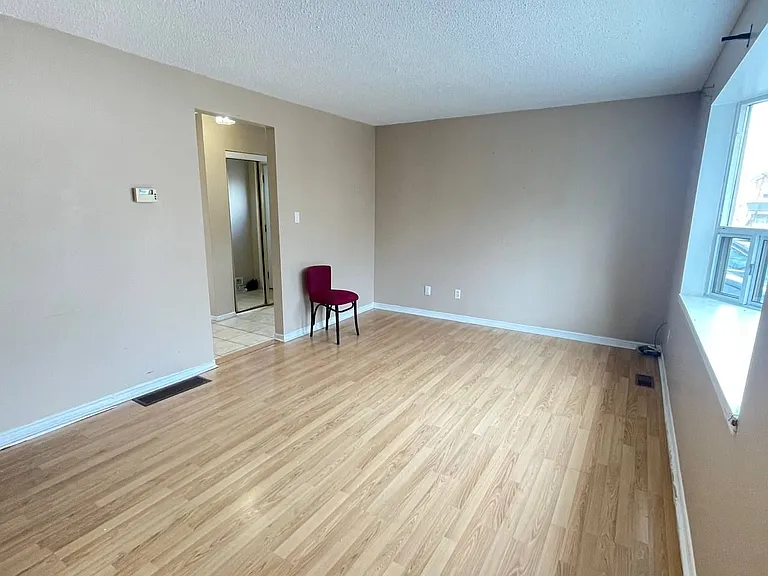 82 Sanford St #B — Photo 5