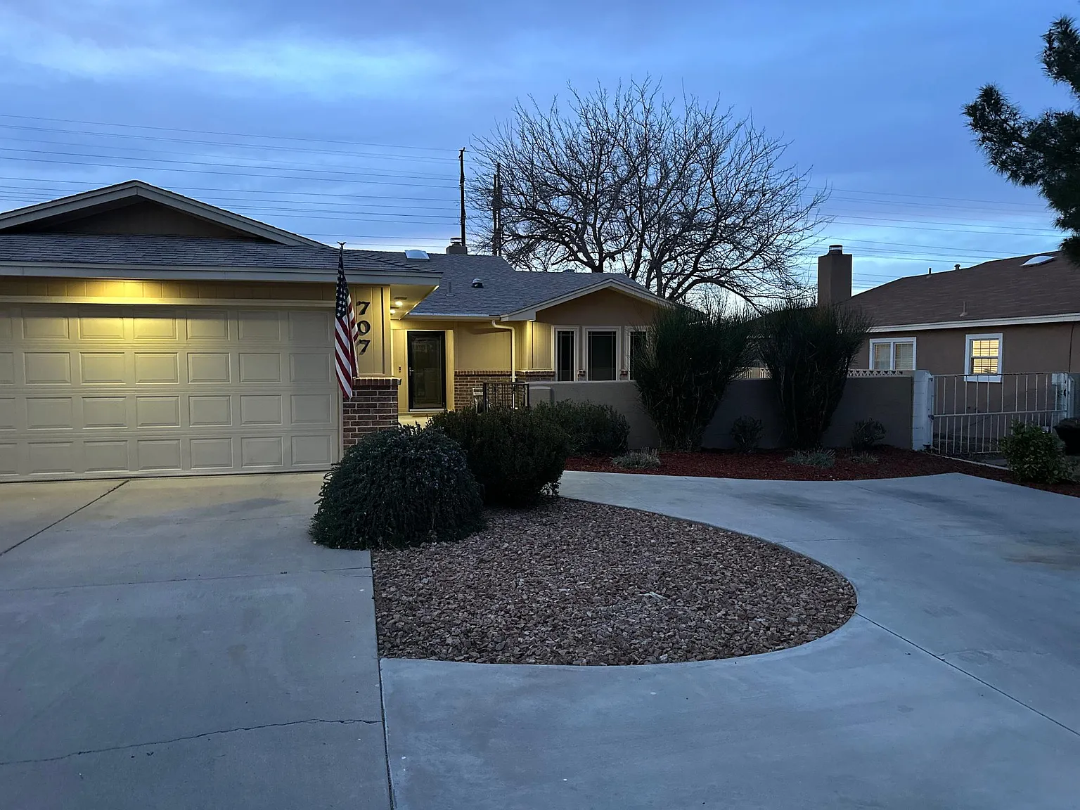 3 bed, 1700 sqft, $3,500 — Photo 2