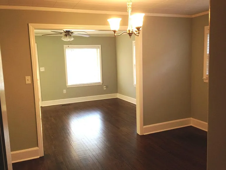 Dinning Room to Living Room