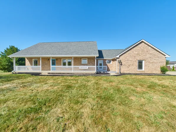 413 S Water Plant Rd, Westport, IN 47283