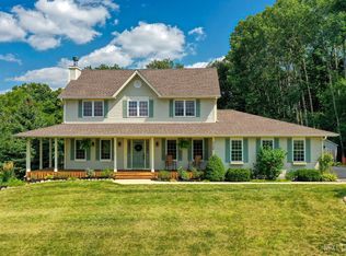 3708 Schuette Dr, Wonder Lake, IL 60097