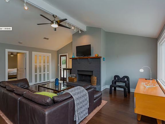 4th image of 2228 Fernwood Dr
