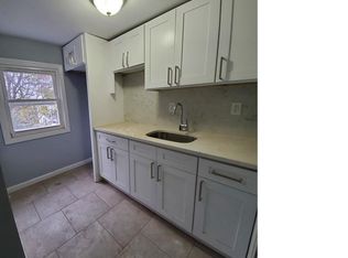 181 S 9th St #1, Newark, NJ 07107