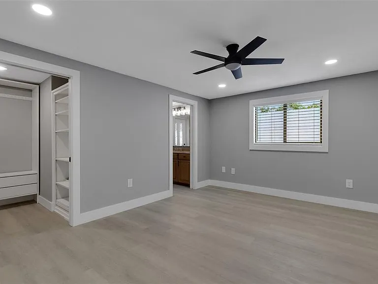 4645 Hunter Ridge Dr — Photo 40