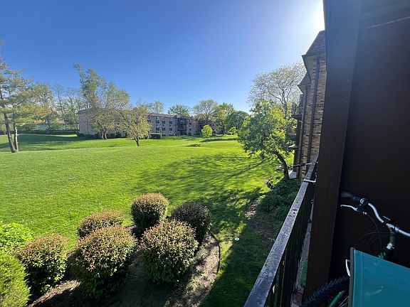 4th image of 725 Hill Dr APT 206