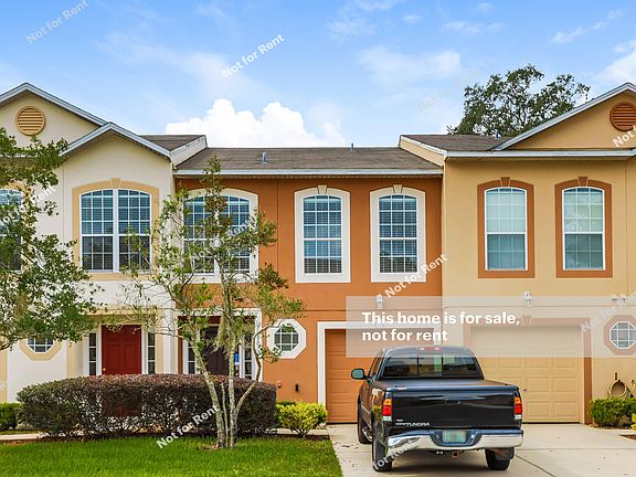 2nd image of 7090 Saint Ives Ct