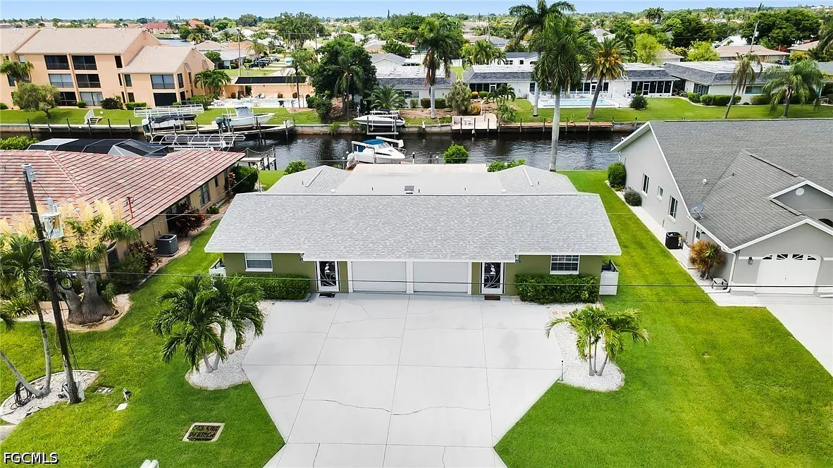 2 bed, 1.5 bath, 1064 sqft, $1,600 — Photo 1