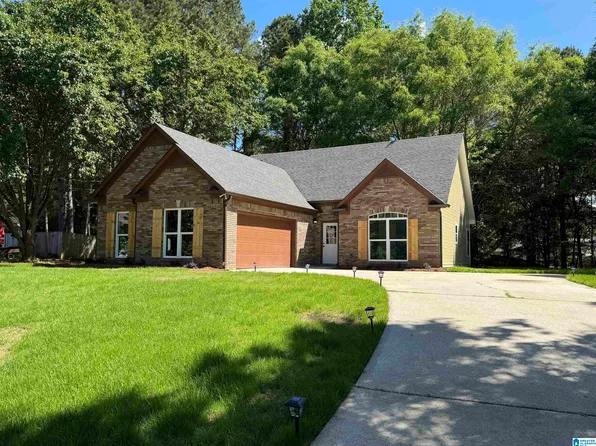 301 Shelby Forest Dr, Chelsea, AL 35043