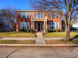 1727 Bluffview Ln, Carrollton, TX 75007