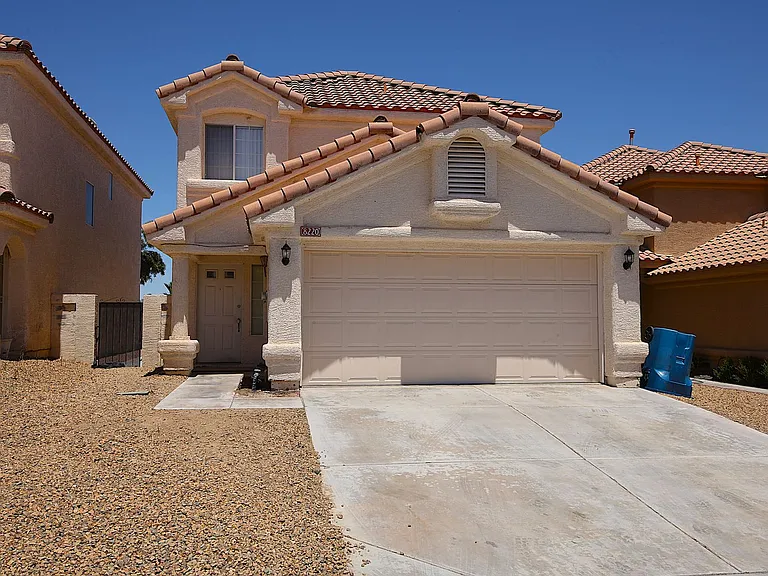 8220 Maplestar Rd — Photo 1