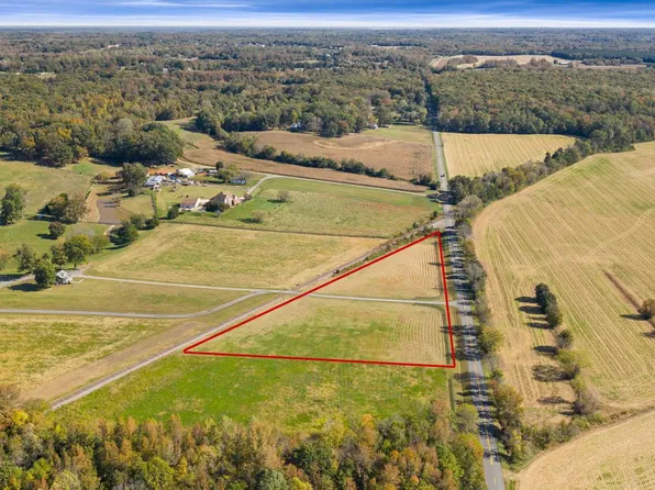 Forest Lane Rd, Fredericksburg, VA 22405