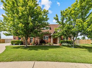 3350 Paris Ln, Springdale, AR 72764