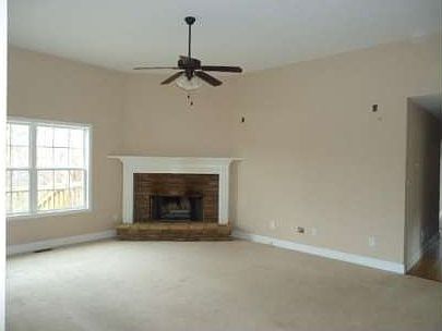 4th image of 81 Bethany Dr