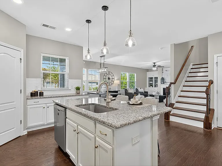 7019 Hamilton Mill Dr — Photo 6
