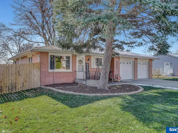 6825 Orchard St, Lincoln, NE 68505