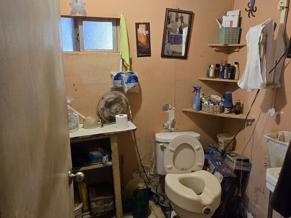 laredo-texas-49609482 picture