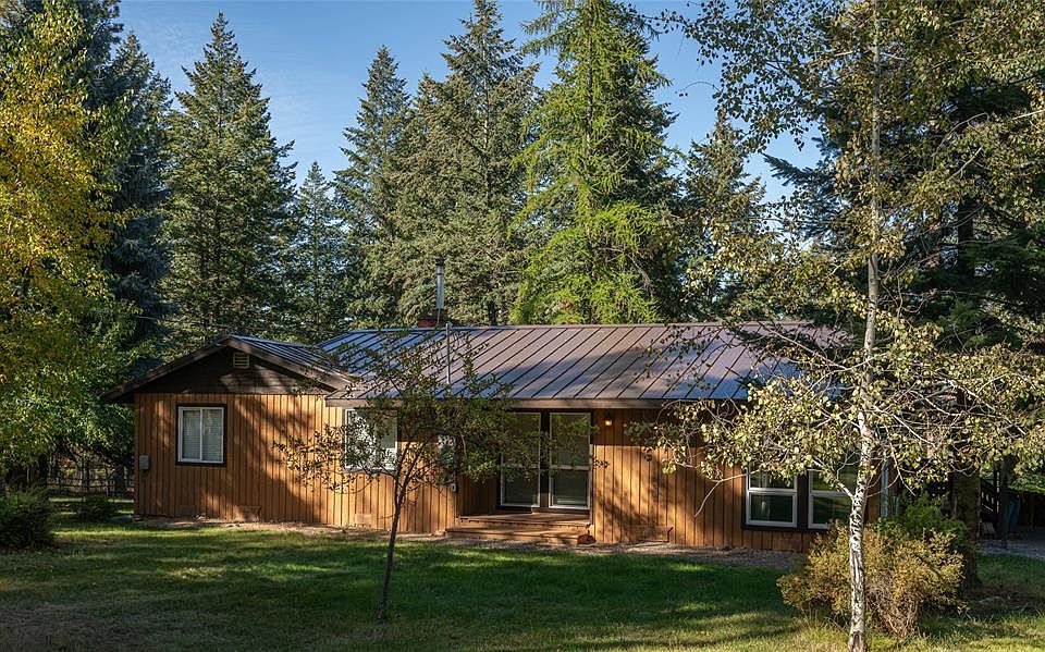 1st image of 32686 Snyder Hill Ln